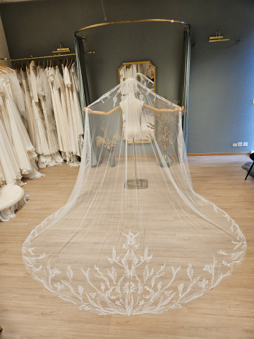 Voile de Mariée Royal « Grand Majesté » – Format XXL 3m x 3,5m
